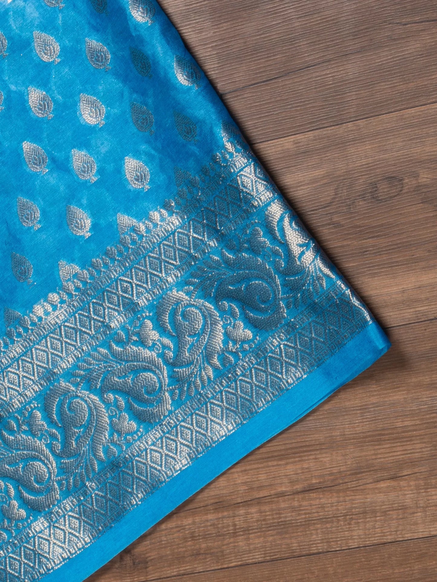 Banarasi Saree with Golden Zari Weave Soft Silk