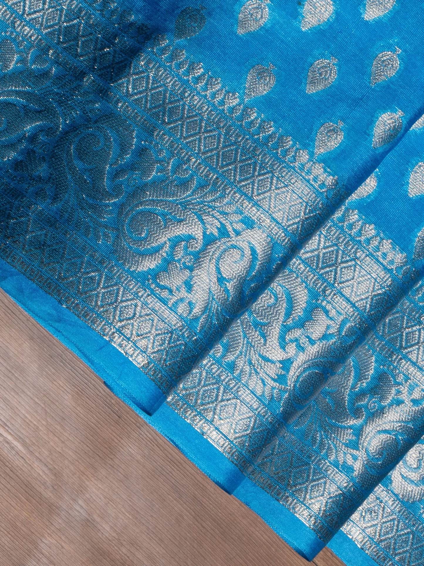 Banarasi Saree with Golden Zari Weave Soft Silk