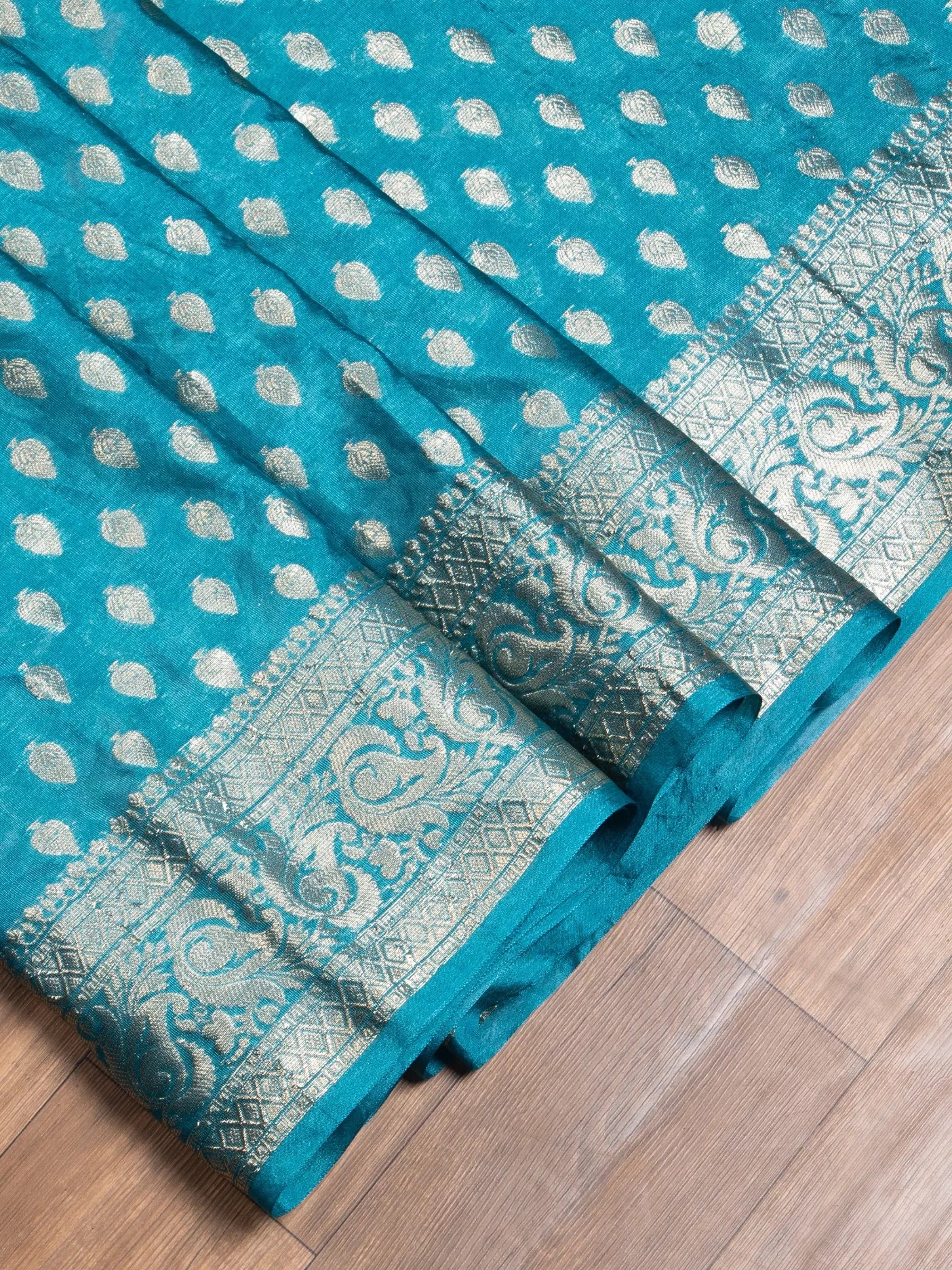 Banarasi Saree with Golden Zari Weave Soft Silk