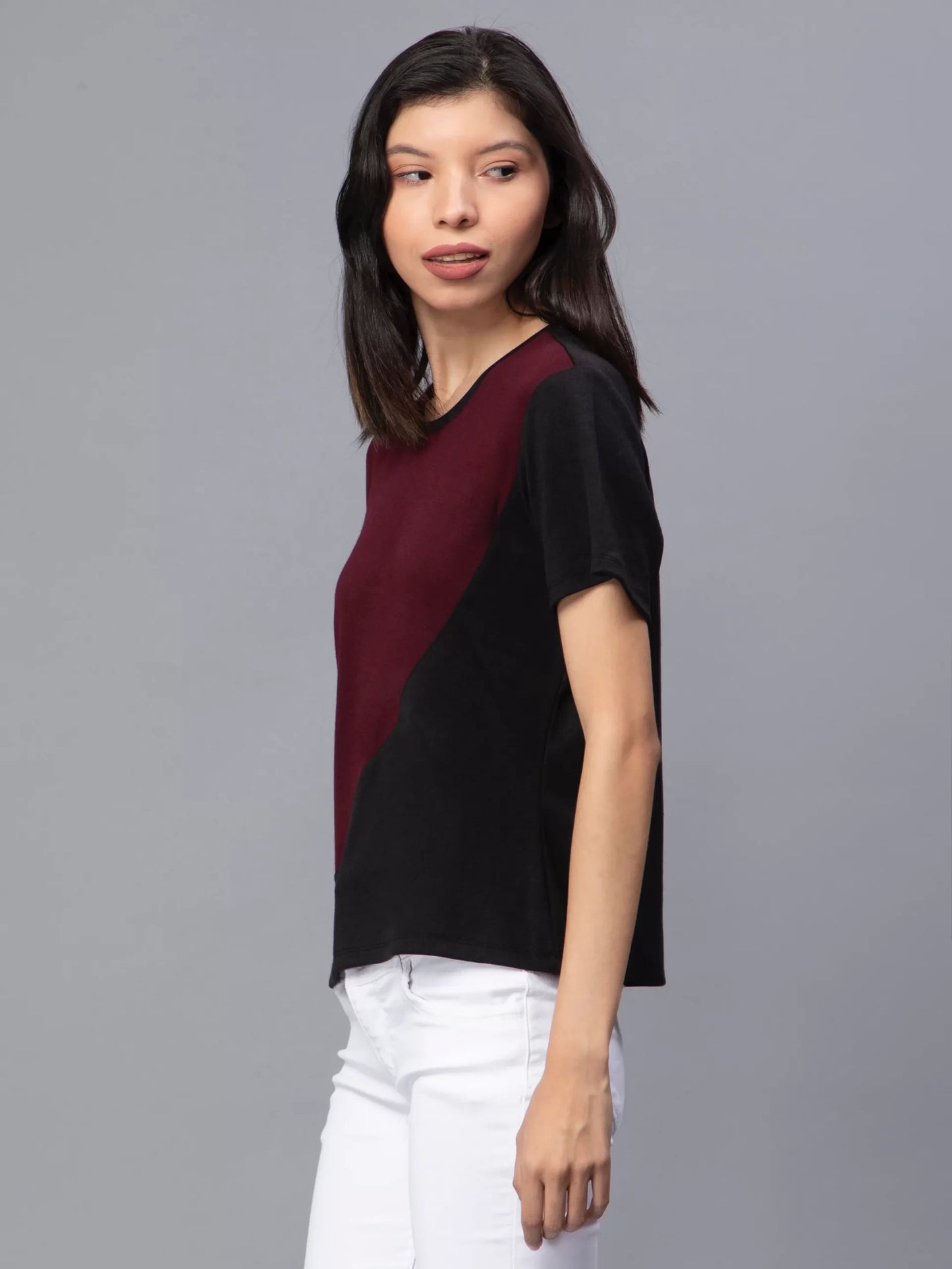 Round Neck Slim Fit Cotton T-shirt