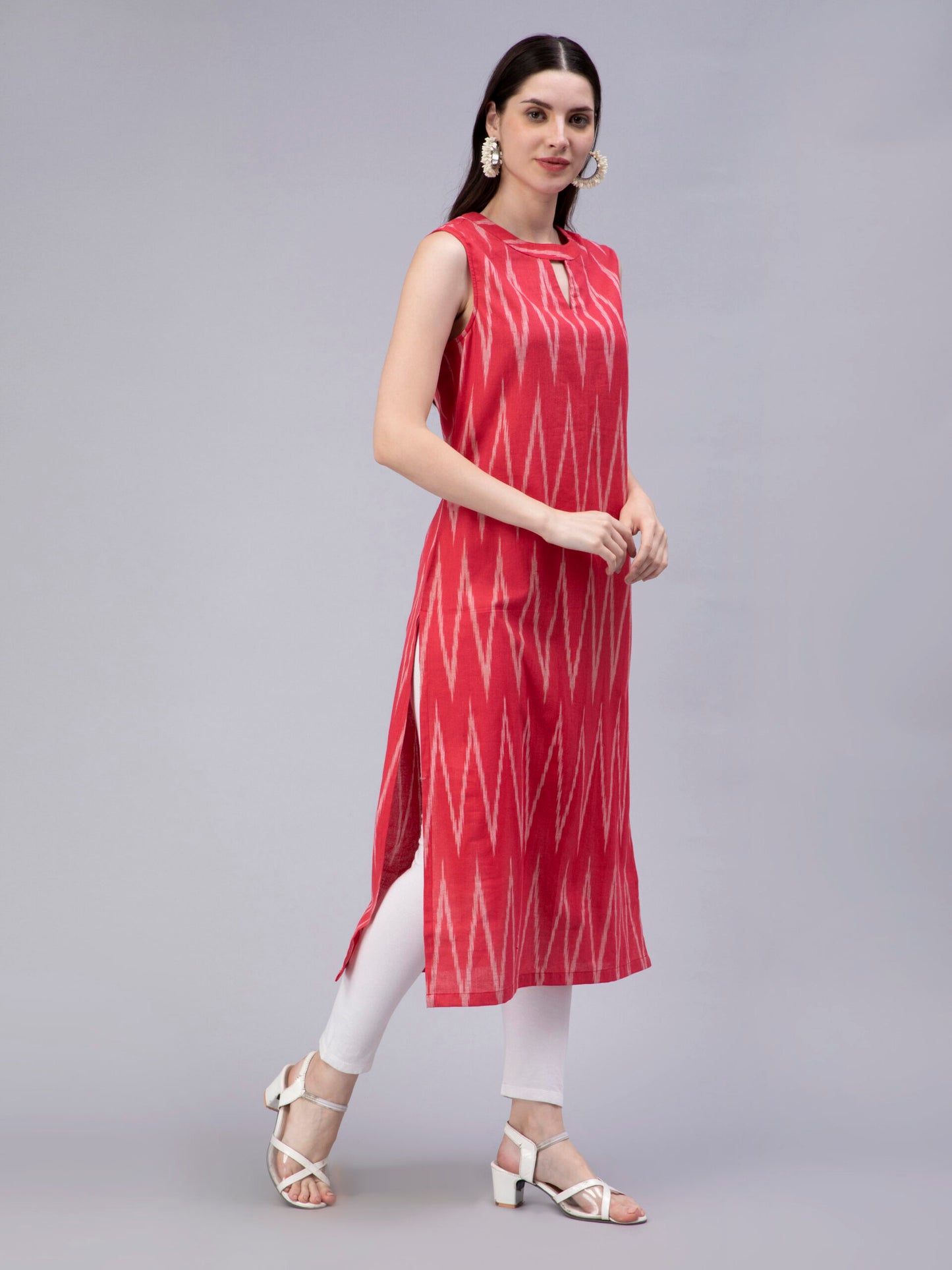 Ethnic Motifs Ikkat Printed Keyhole Neck Cotton Straight Kurta