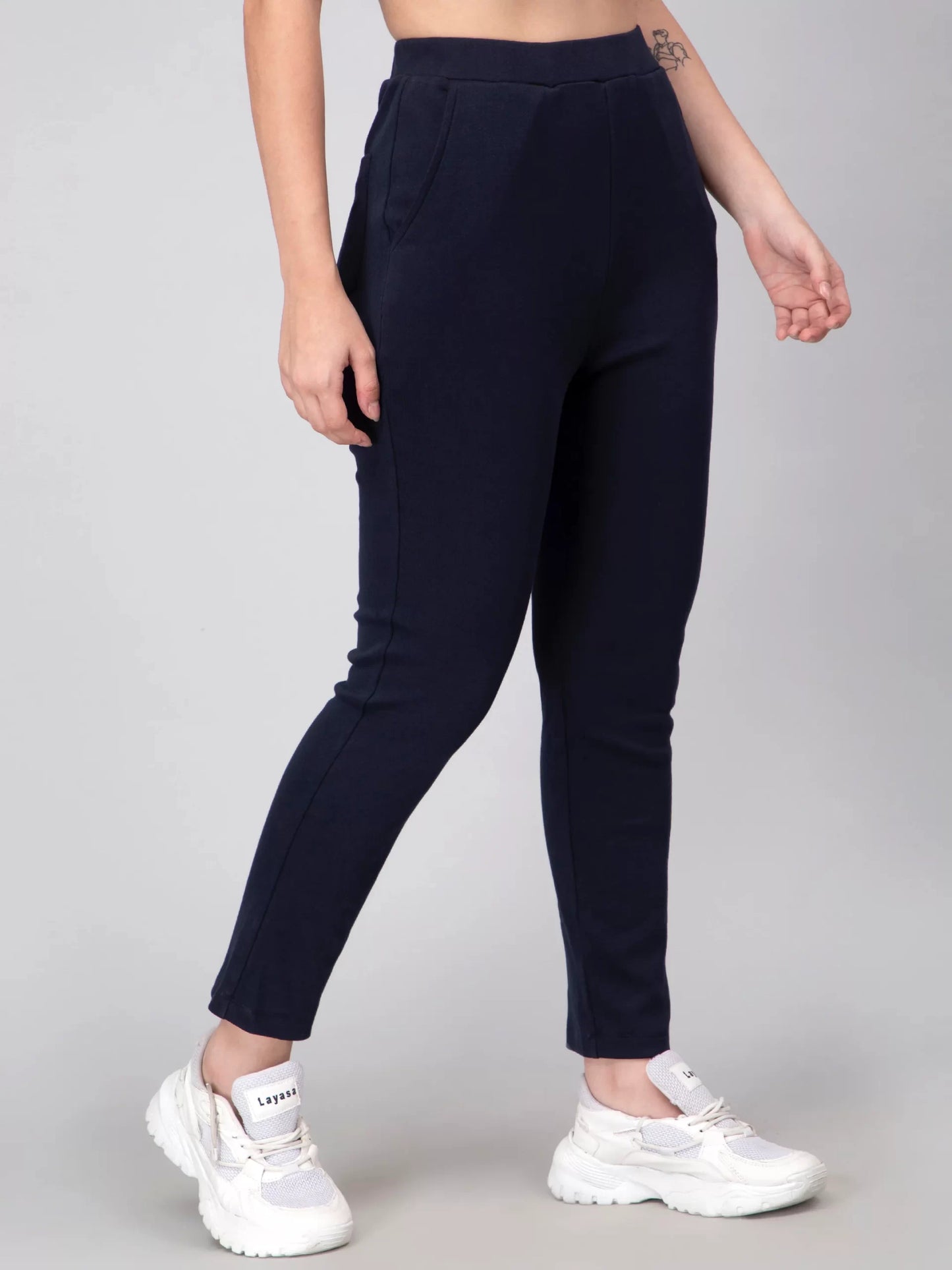 Entellus Blue bootcut Pants with side pockets and two back pockets