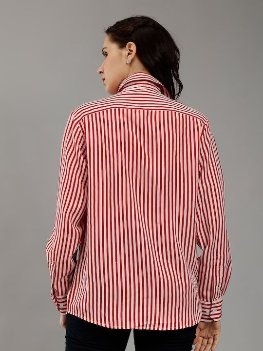 Classic Slim Fit Vertical Striped Casual Shirt